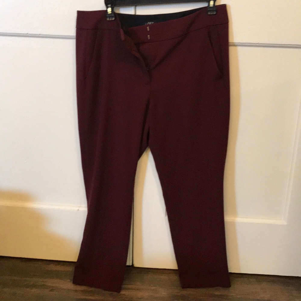 LOFT Women's Dress Capris